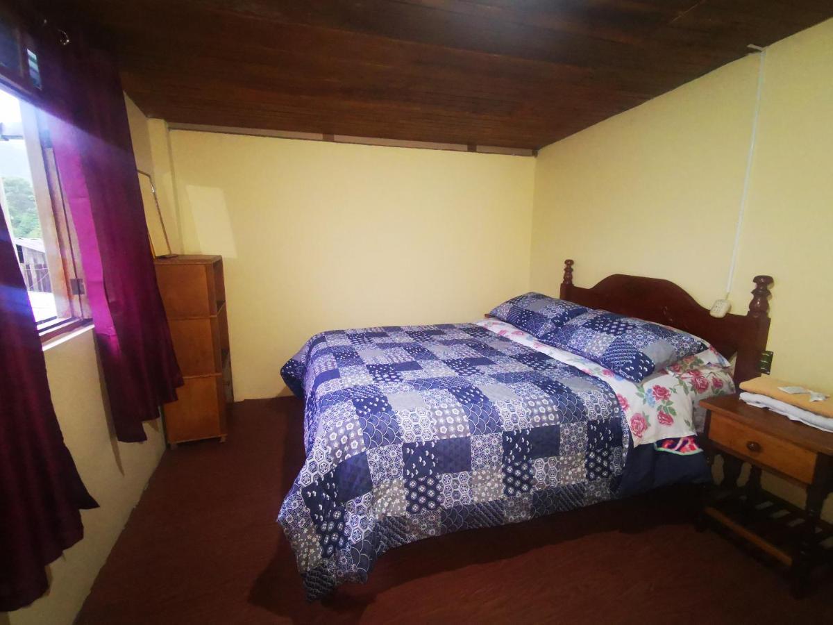 La Tranquilidad Hostel Mindo Luaran gambar